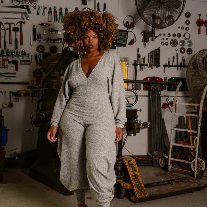 Ribbed Solid Deep‑V Harem Jumpsuit