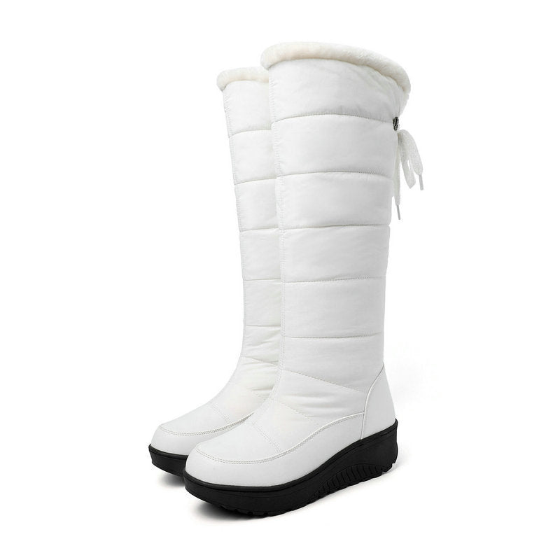 Thick-soled, warm, over-the-knee snow boots