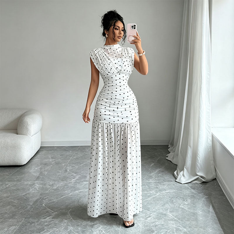 Polka-dot pleated waist-cinching dress