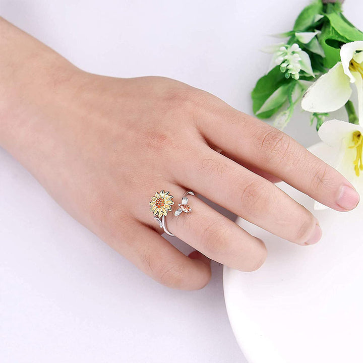 Rotating Sunflower Adjustable Ring