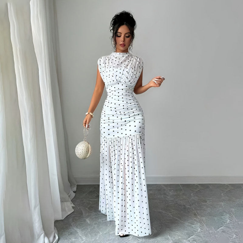 Polka-dot pleated waist-cinching dress