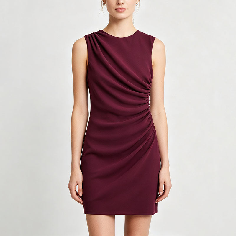 Round-neck sleeveless pleated dress
