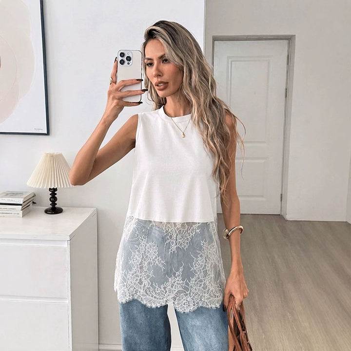 Sleeveless lace-panel top