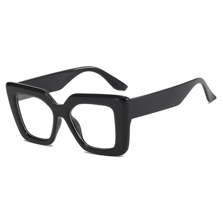 Minimalist and stylish square sunglasses