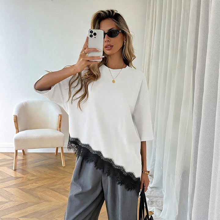 Irregular lace hem short-sleeved top
