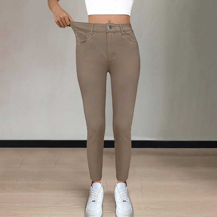 High-waisted stretchy skinny jeans