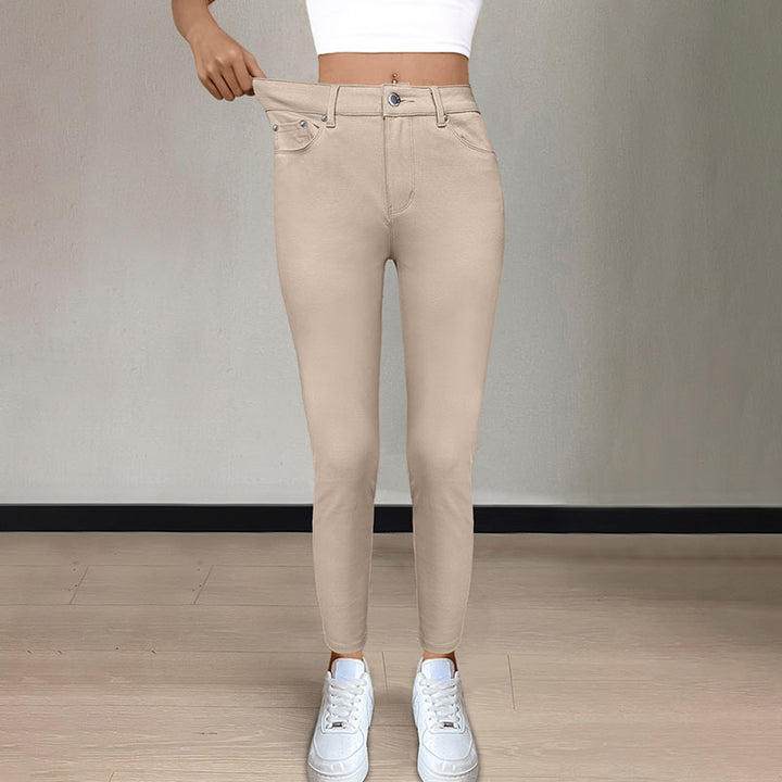 High-waisted stretchy skinny jeans