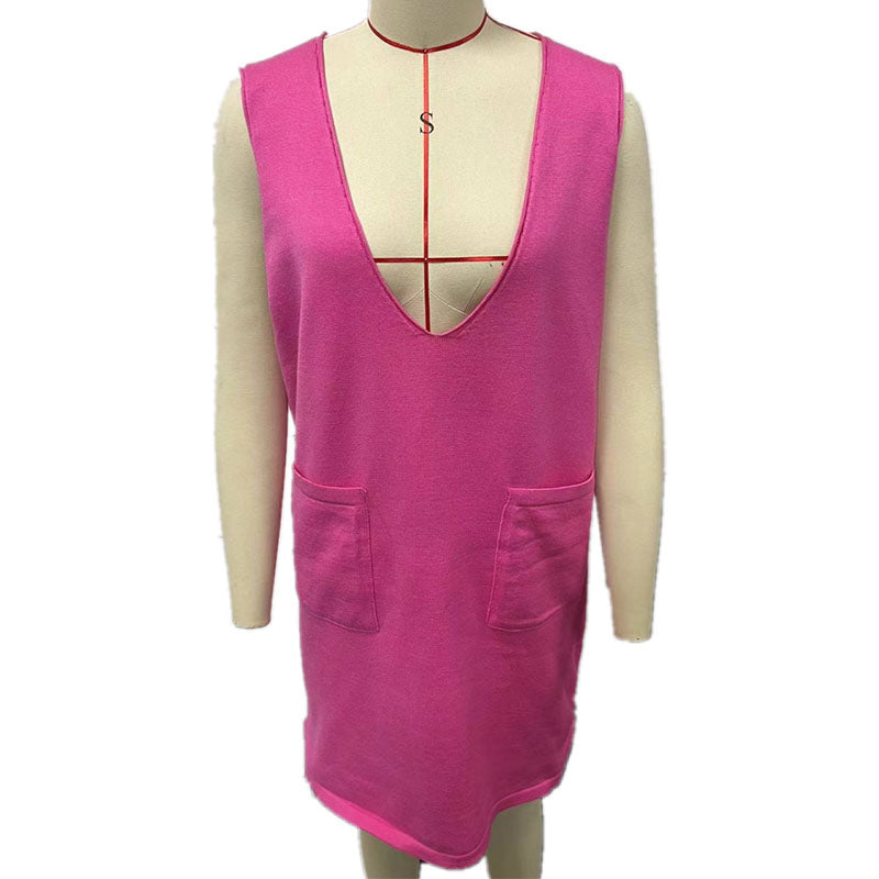 Loose V-neck pinafore dress
